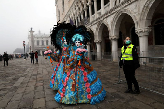 Venice calls halt to Carnevale